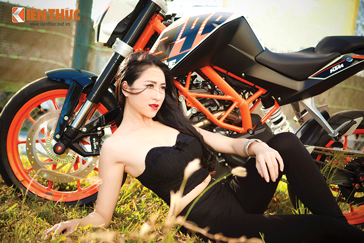 KTM Duke 390 lung linh cung mau Viet duoi nang Sai Gon-Hinh-4